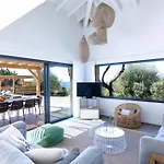 The House Villa