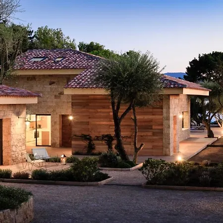 The House Villa *